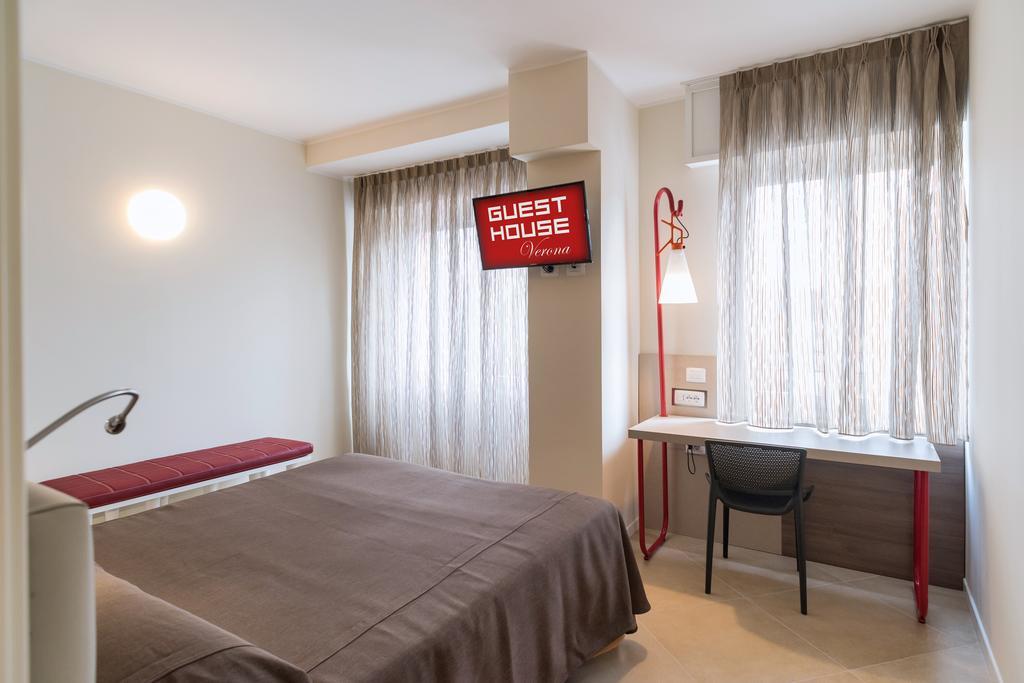 Guesthouse Verona Habitación foto